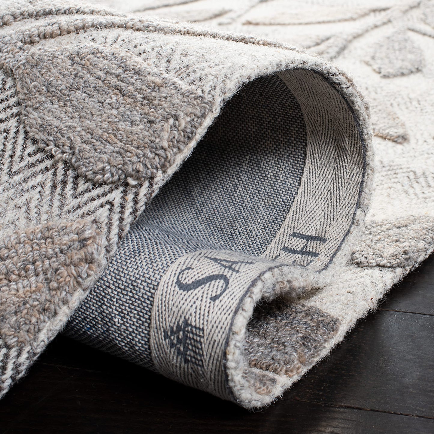 SAFAVIEH South Hampton Collection 8' x 10' Beige SHA302B Handmade Botanical Wool Area Rug