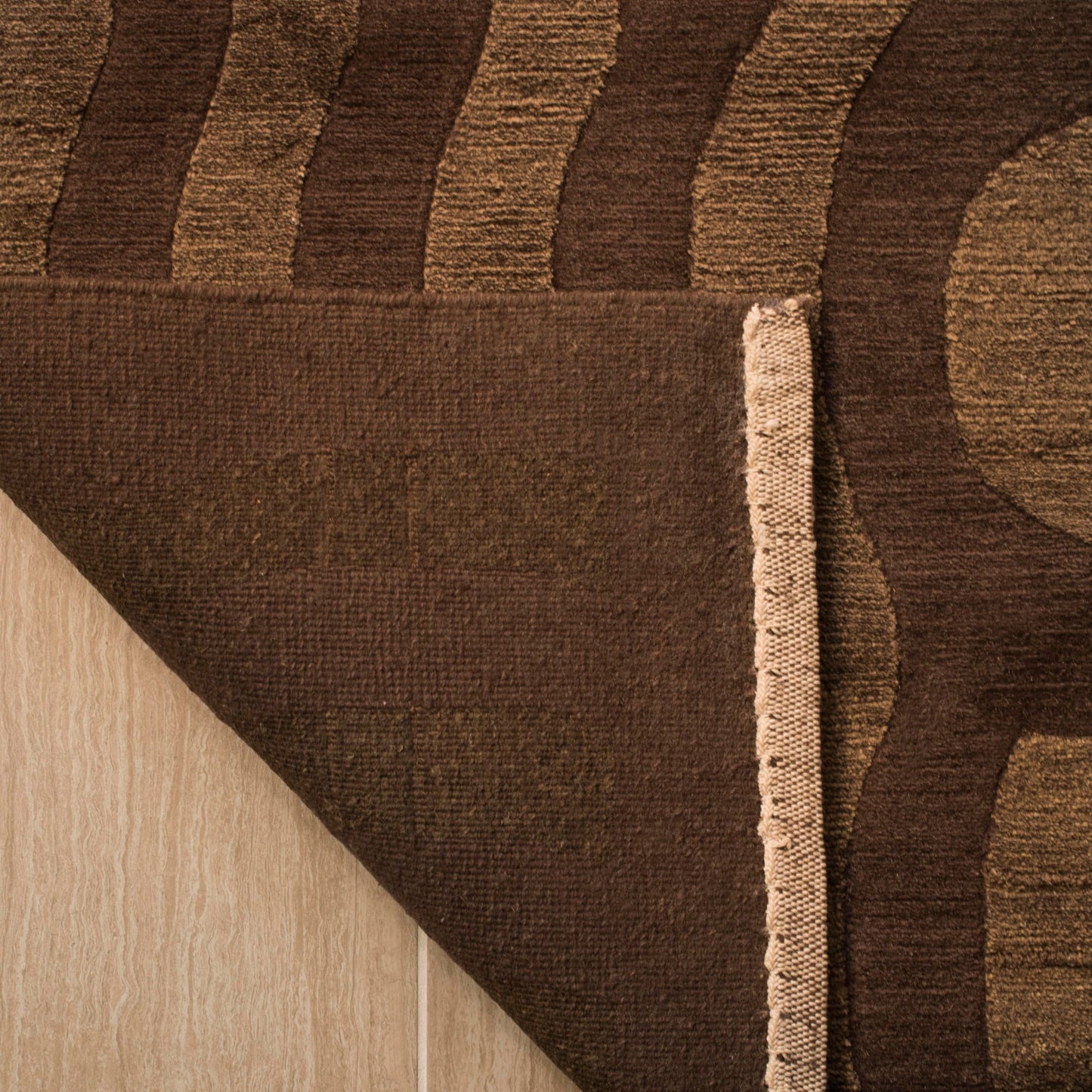 SAFAVIEH Area Rug 6x9 - Couture Collection - Coco Tan & Beige, Silk & Wool, Ideal for Living Room, Bedroom, Dining Space (TOB814E)