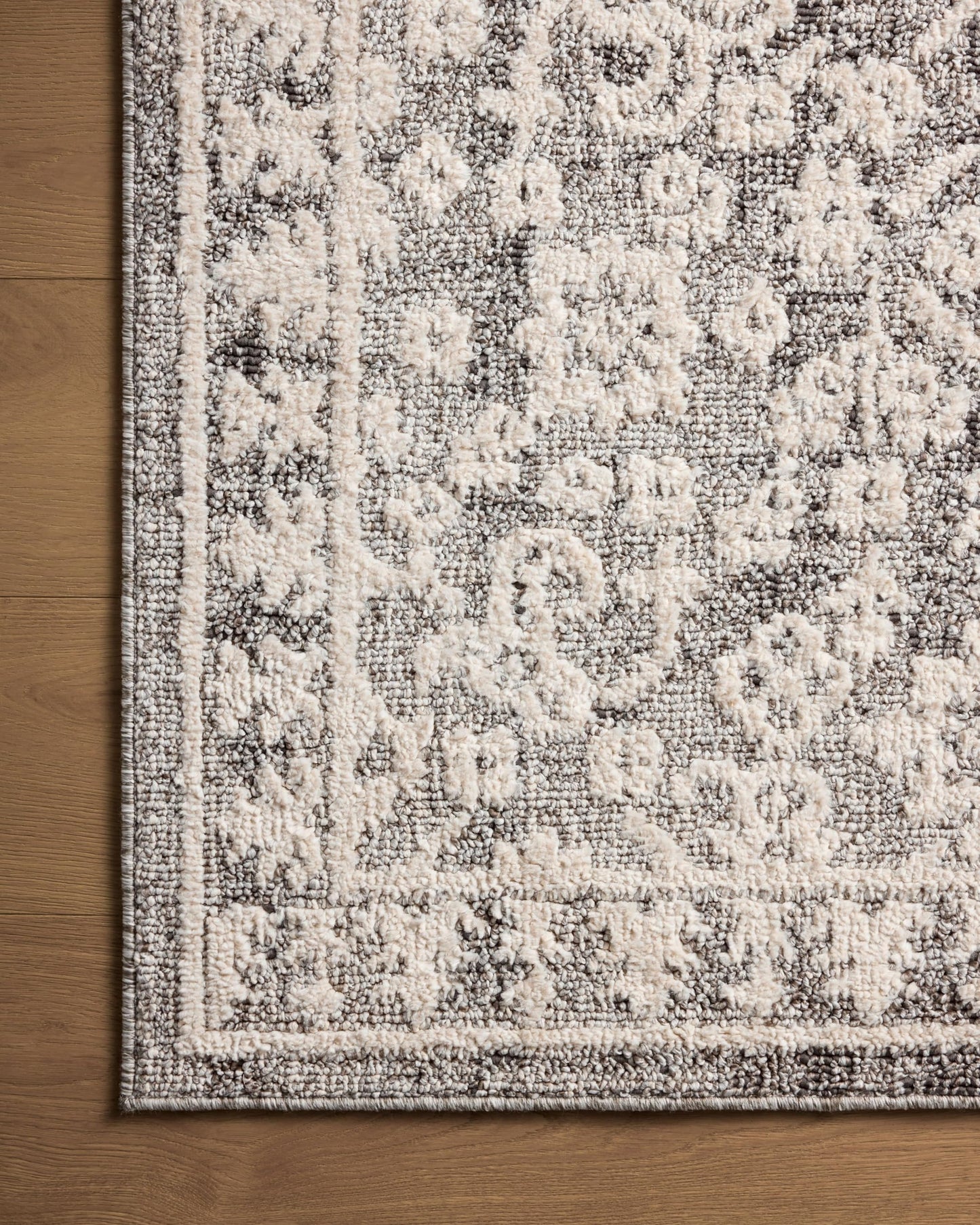Loloi Magnolia Home by Joanna Gaines Gigi Collection GIG-01 Grey/Ivory 7'-10" x 10' Area Rug