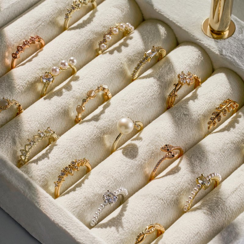 3 Tier Bracelet Holder Display - Detachable T Bar Beige Velvet Bracelet Holder, Jewelry Holder Organizer for Bracelet, Necklace, Earrings, Rings