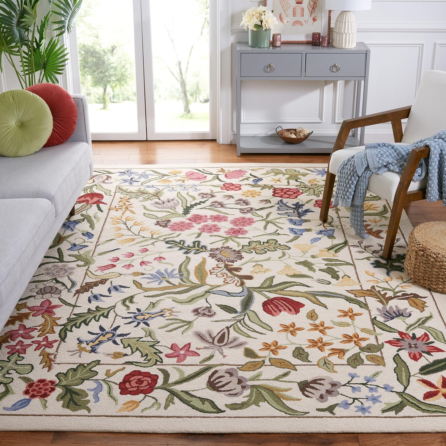 SAFAVIEH Chelsea Collection Area Rug - 9' x 12', Ivory & Green, Handmade French Country Wool, Floral Design, Ideal for Living Room, Bedroom, Dining Room (HK335A-9)
