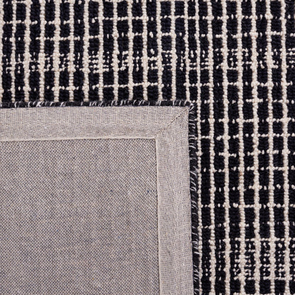 SAFAVIEH Area Rug 8x10 - Abstract Collection - Large - Black & Ivory, Handmade Wool, Ideal for Living Room, Bedroom, Office, Dining Space (ABT482Z)