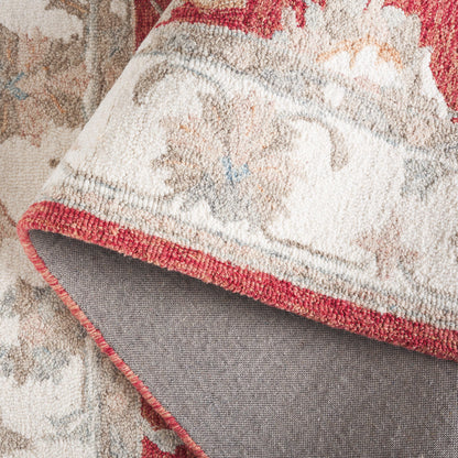 SAFAVIEH Area Rug 8x10 - Heritage Collection - Large - Red & Ivory, Handmade Wool, Ideal for Living Room, Bedroom, Dining Space (HG125Q)