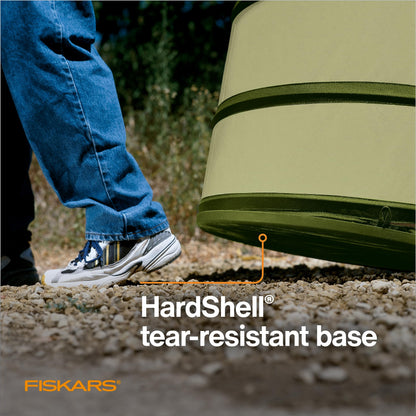 Fiskars Kangaroo Collapsible Garden Bag with Heavy Duty Hardshell Bottom for Yard Waste, 30 Gallon Reusable Container for Lawn Care and Gardening