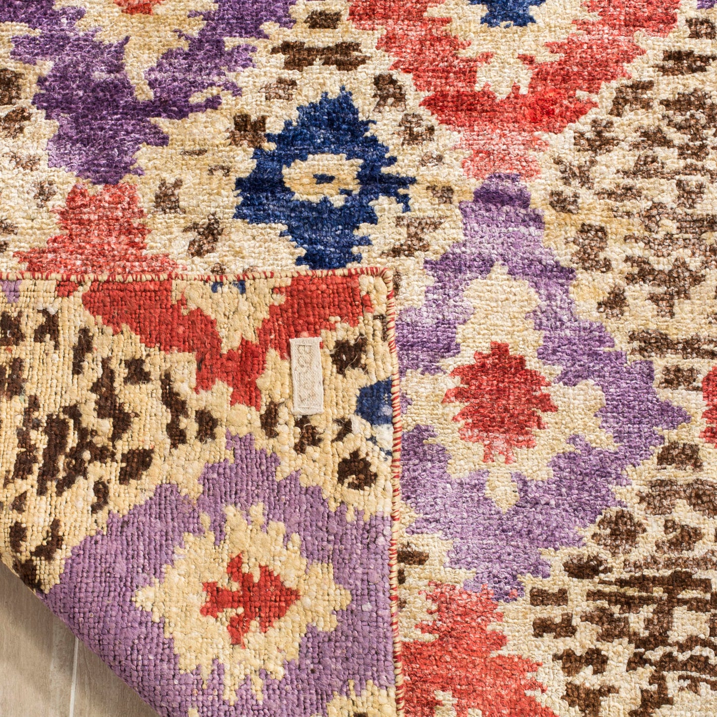 SAFAVIEH Luxor Collection Area Rug - 6' x 9', Purple & Rust, Handmade Ikat Design Banana Silk, Ideal for High Traffic Areas in Living Room, Bedroom (LUX161A)