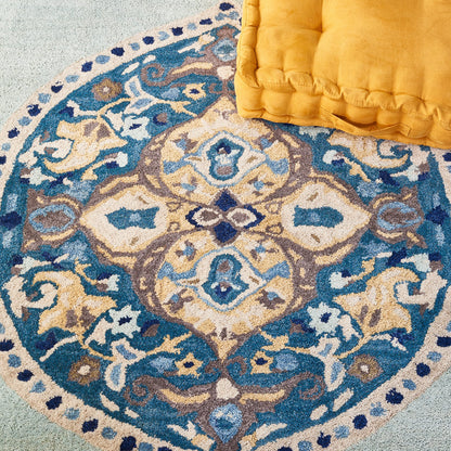 SAFAVIEH Antiquity Collection Area Rug - 5' x 8', Turquoise & Silver, Handmade Traditional Medallion Wool, Ideal for High Traffic Areas in Living Room, Bedroom (AT66K)