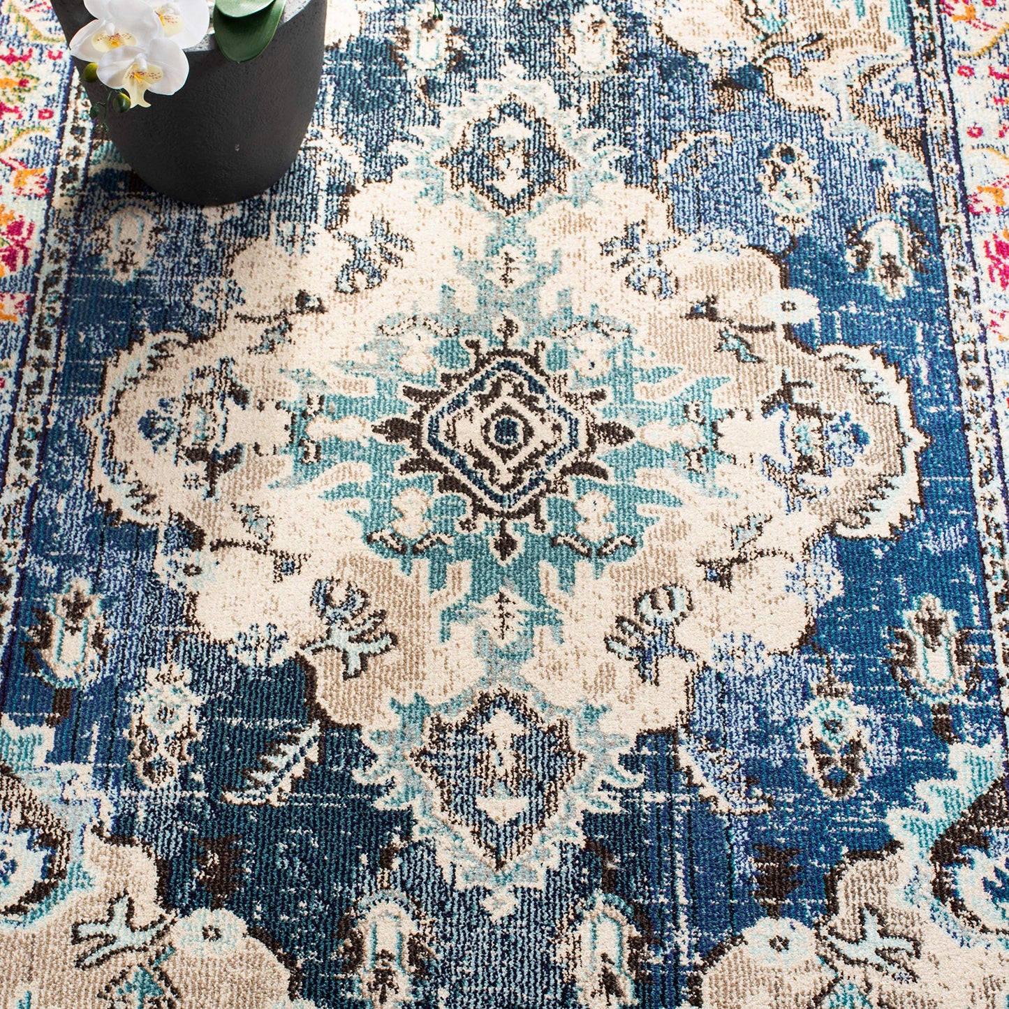 SAFAVIEH Monaco Collection Area Rug - 9' x 12', Navy & Light Blue, Non-Shedding & Easy to Clean, Distressed Medallion Design, Ideal for Living Room, Bedroom, Dining Space (MNC243N)