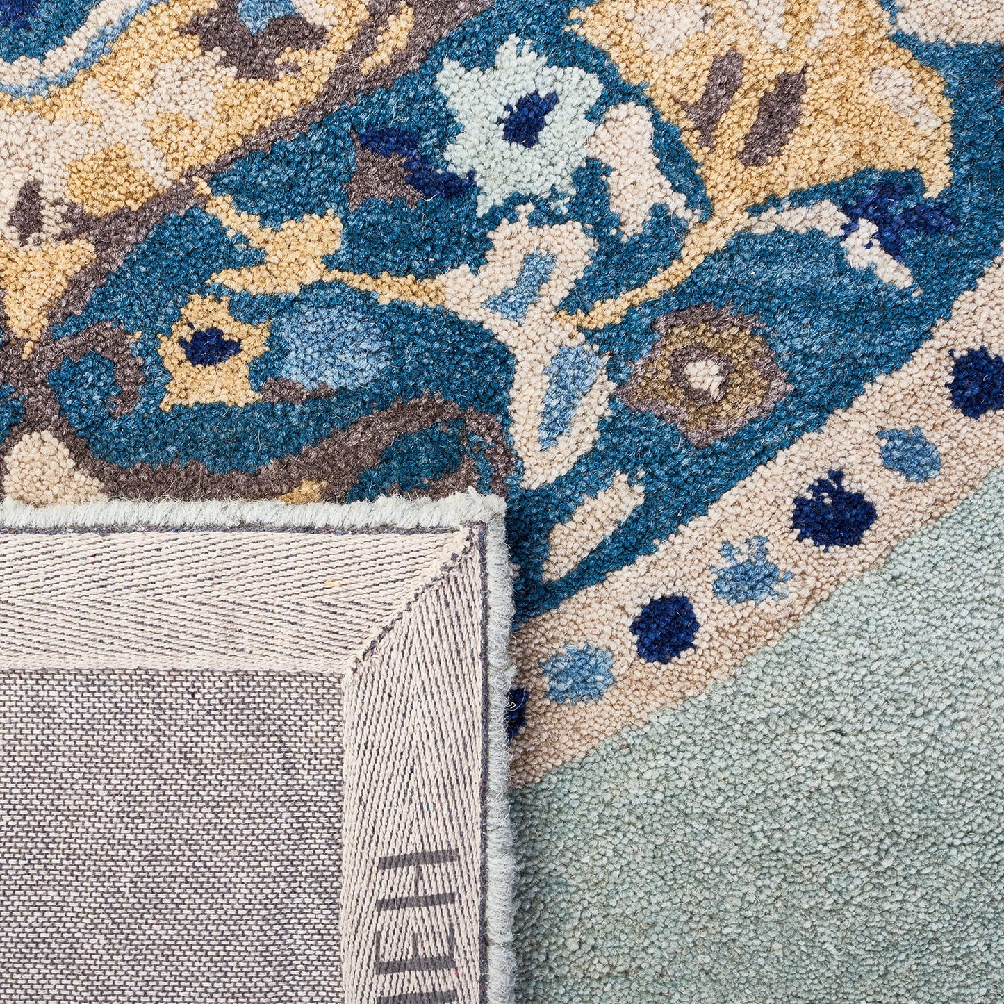 SAFAVIEH Antiquity Collection Area Rug - 5' x 8', Turquoise & Silver, Handmade Traditional Medallion Wool, Ideal for High Traffic Areas in Living Room, Bedroom (AT66K)