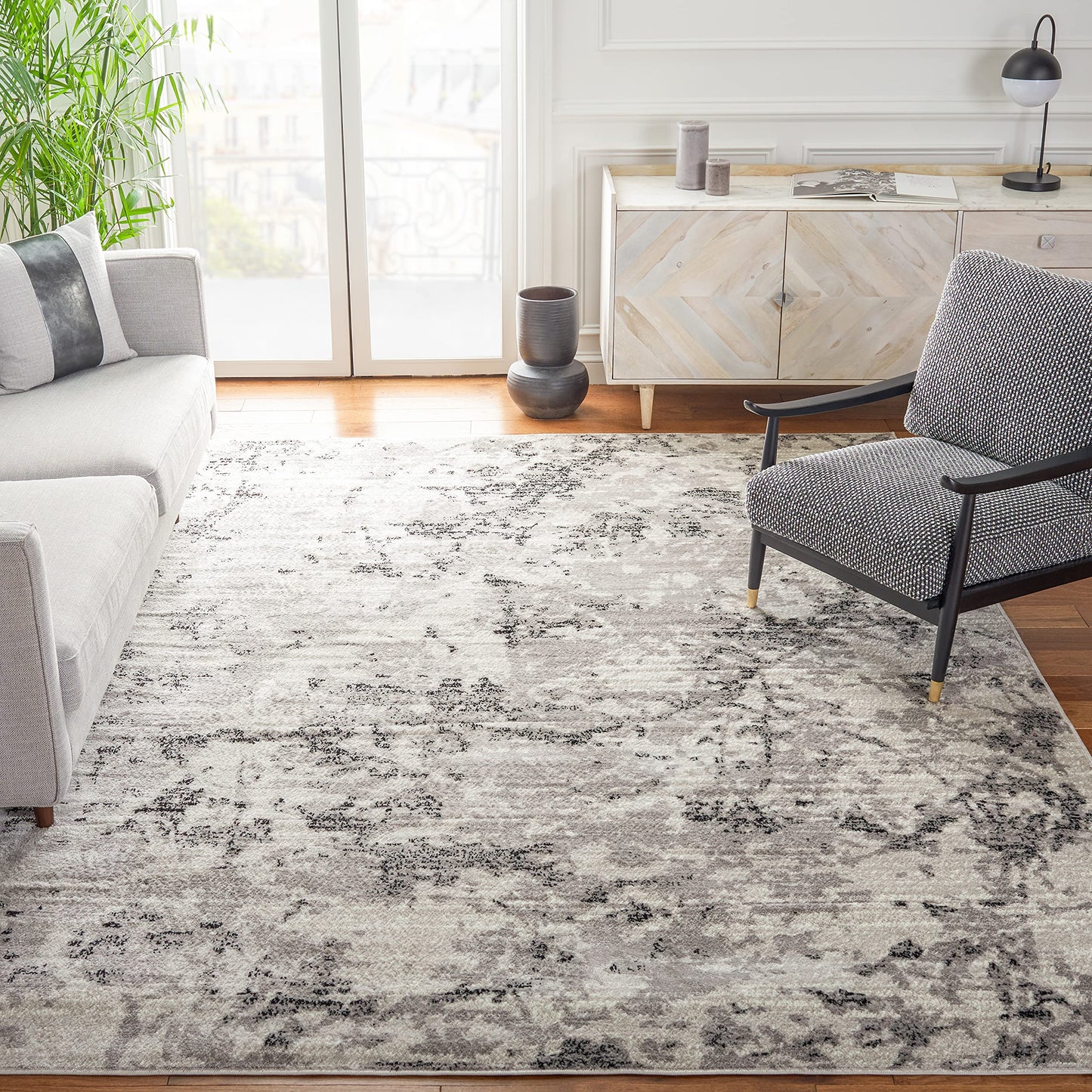 SAFAVIEH Skyler Collection Area Rug - 10' x 14', Grey & Ivory, Modern Abstract Design, Non-Shedding & Easy Care, Ideal for High Traffic Areas in Living Room, Bedroom (SKY186K)
