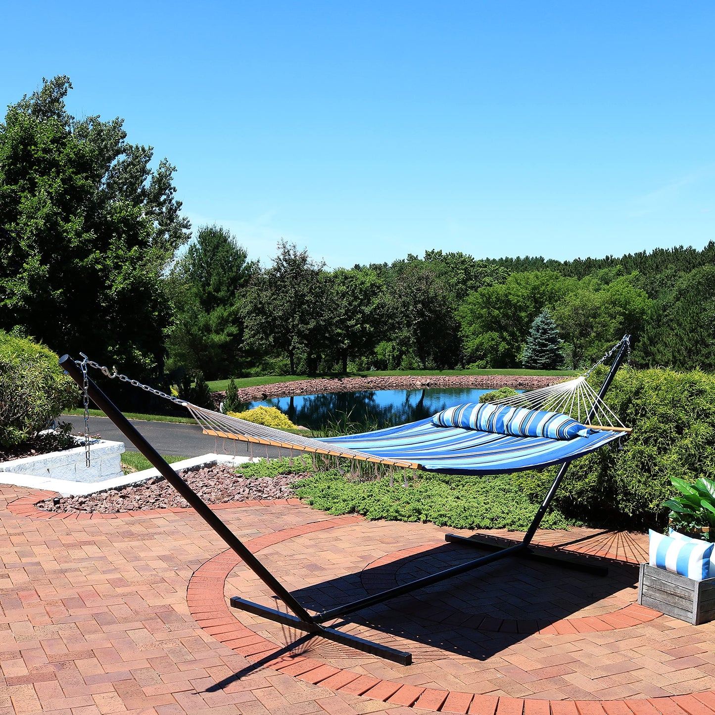 Sunnydaze Quilted Double Hammock with Stand for Outside - 400-Pound Capacity 2-Person Hammock with Stand - 15-Foot Stand - Misty Beach
