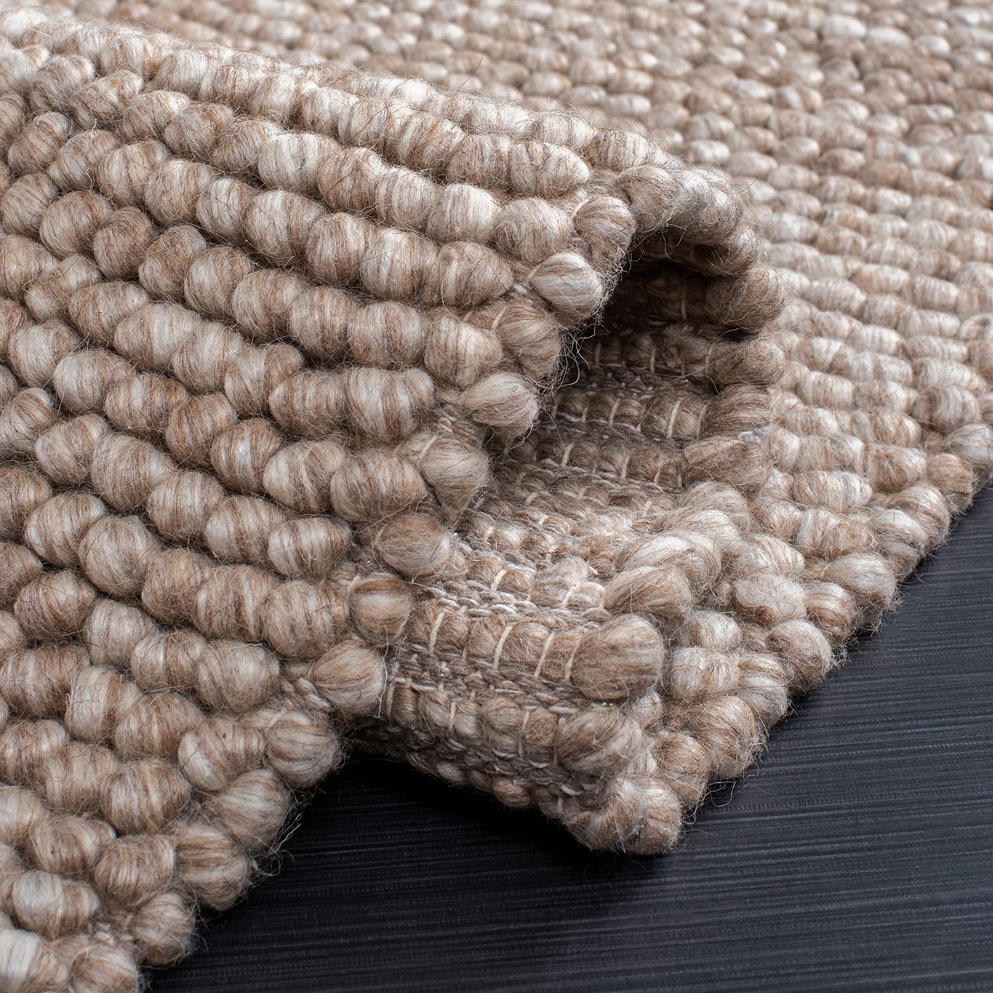SAFAVIEH Area Rug 8x10 - Natura Collection - Large - Brown, Handmade Wool Blend, Textured Design, Ideal for Living Room, Bedroom, Dining Space (NAT620T)