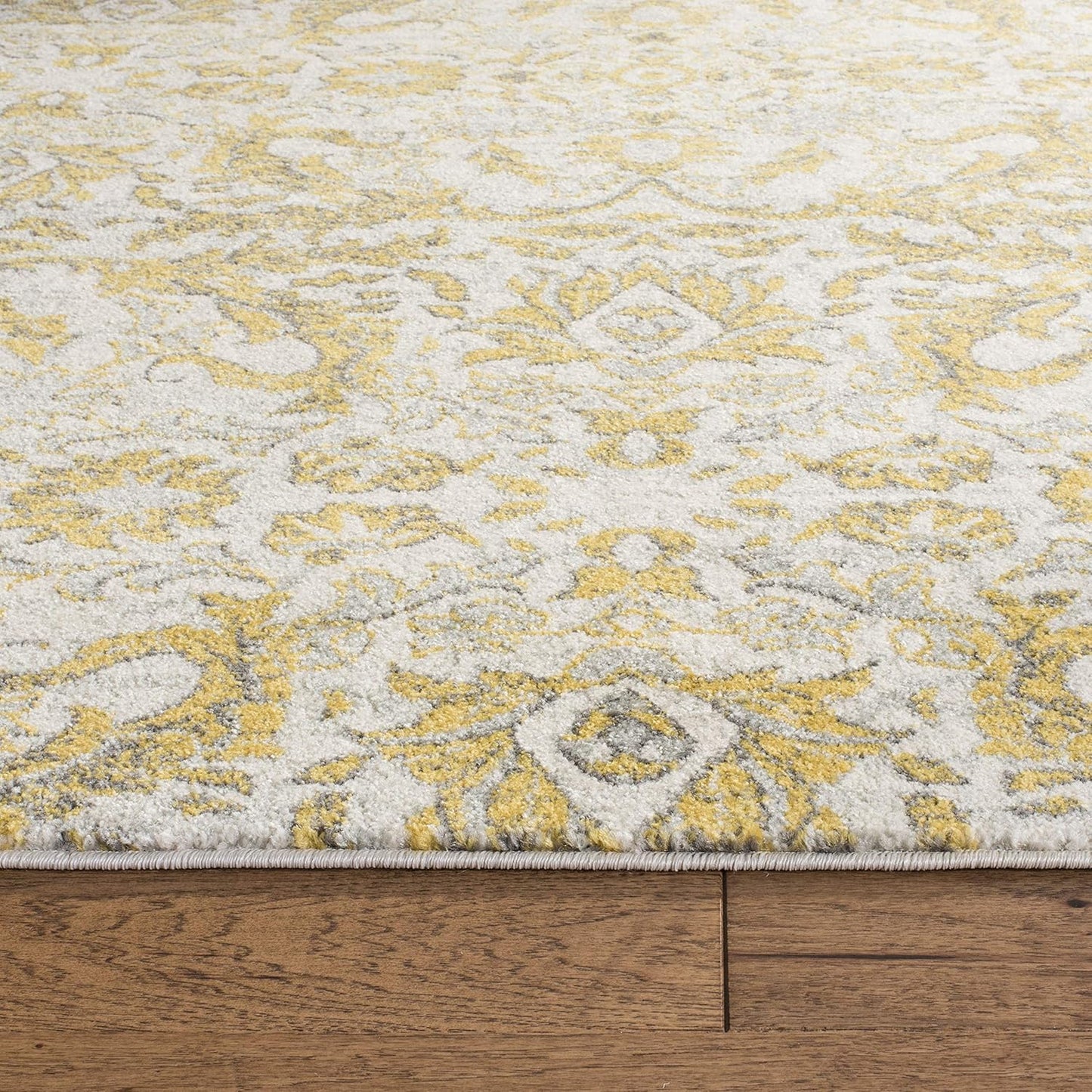 SAFAVIEH Evoke Collection 2'2" x 4' Ivory/Gold EVK238S Non-Shedding Accent Rug for Living Room Bedroom