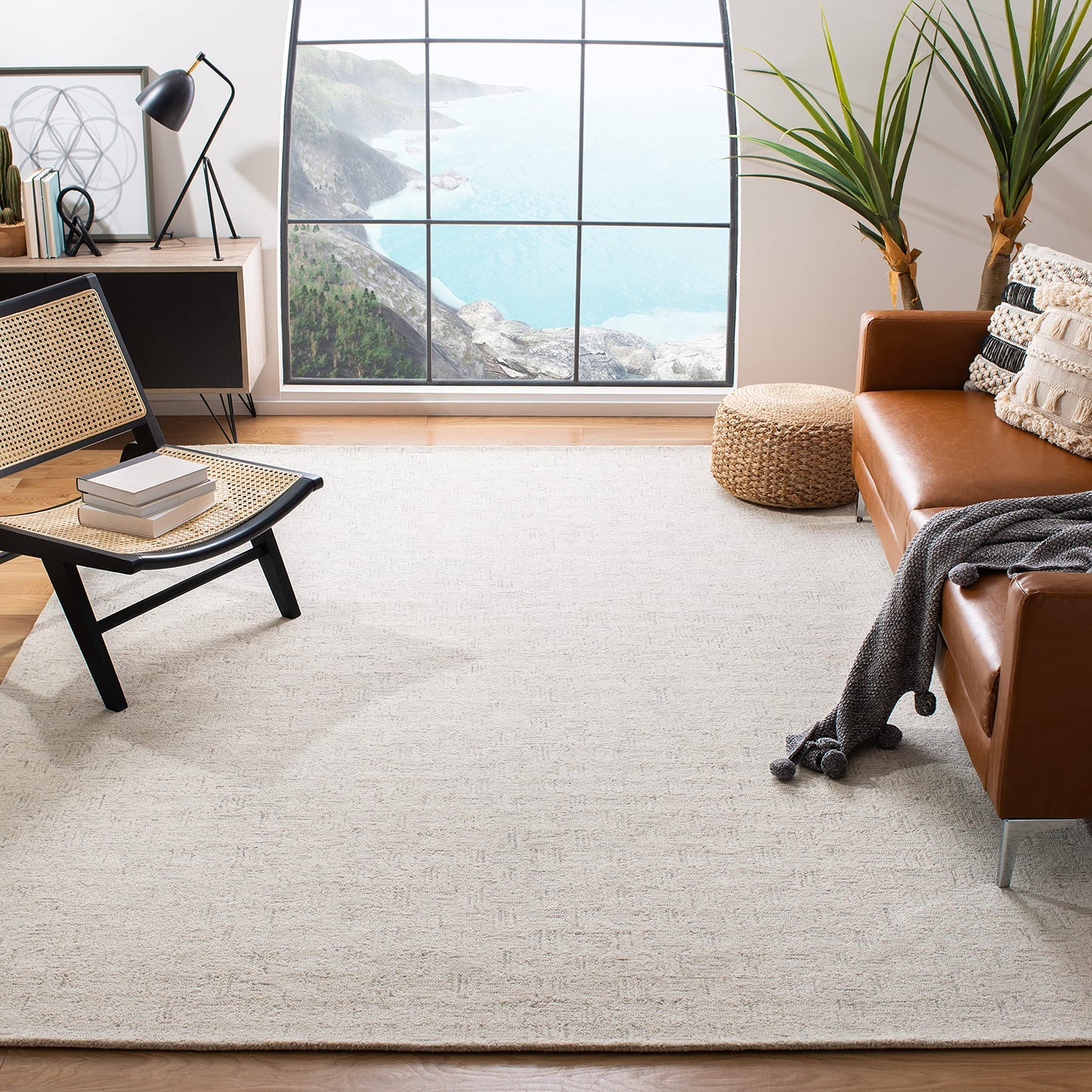 SAFAVIEH Area Rug 8x10 - Micro-Loop Collection - Large - Light Grey & Ivory, Handmade Wool, Ideal for Living Room, Bedroom, Office, Dining Space (MLP537F)