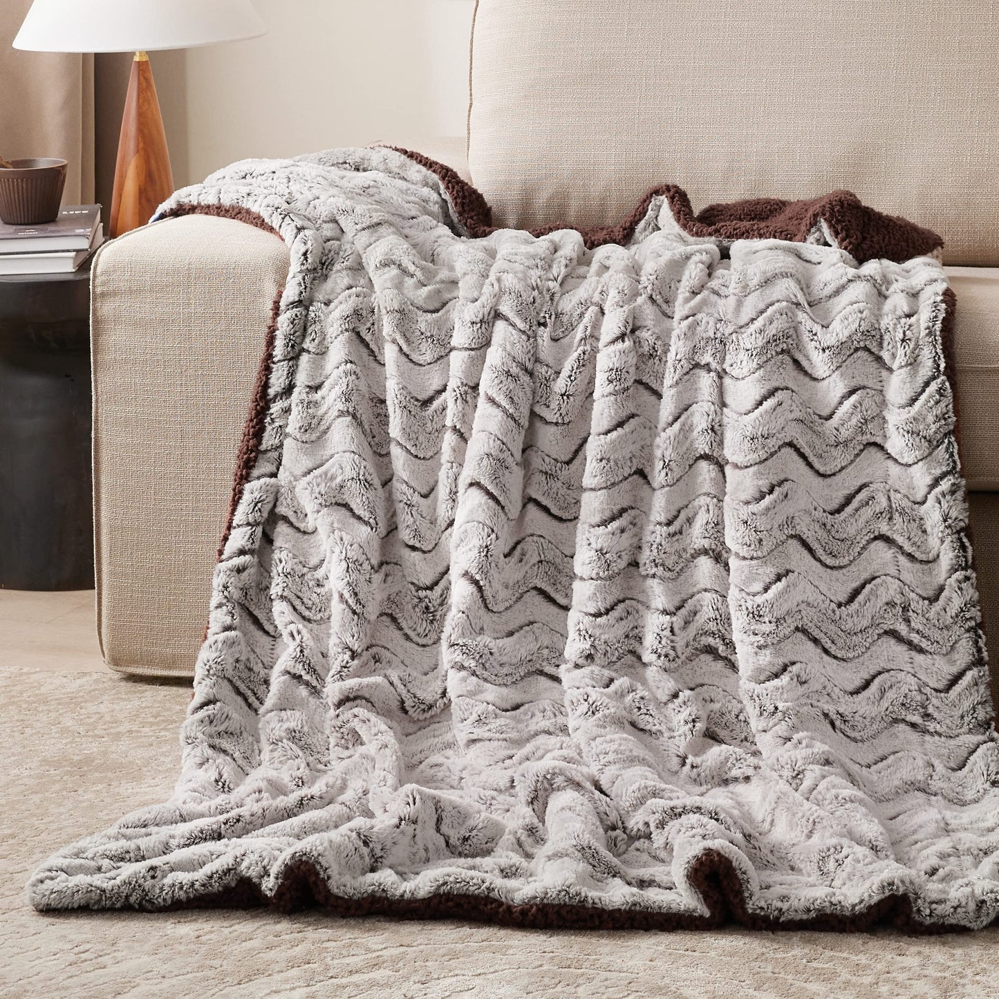 Bedsure Cozy Throw Blankets for Couch - Comfy Fuzzy Blankets and Throws，Warm Soft Plush Throws and Blankets for Sofa, Brown, 50x60 inches