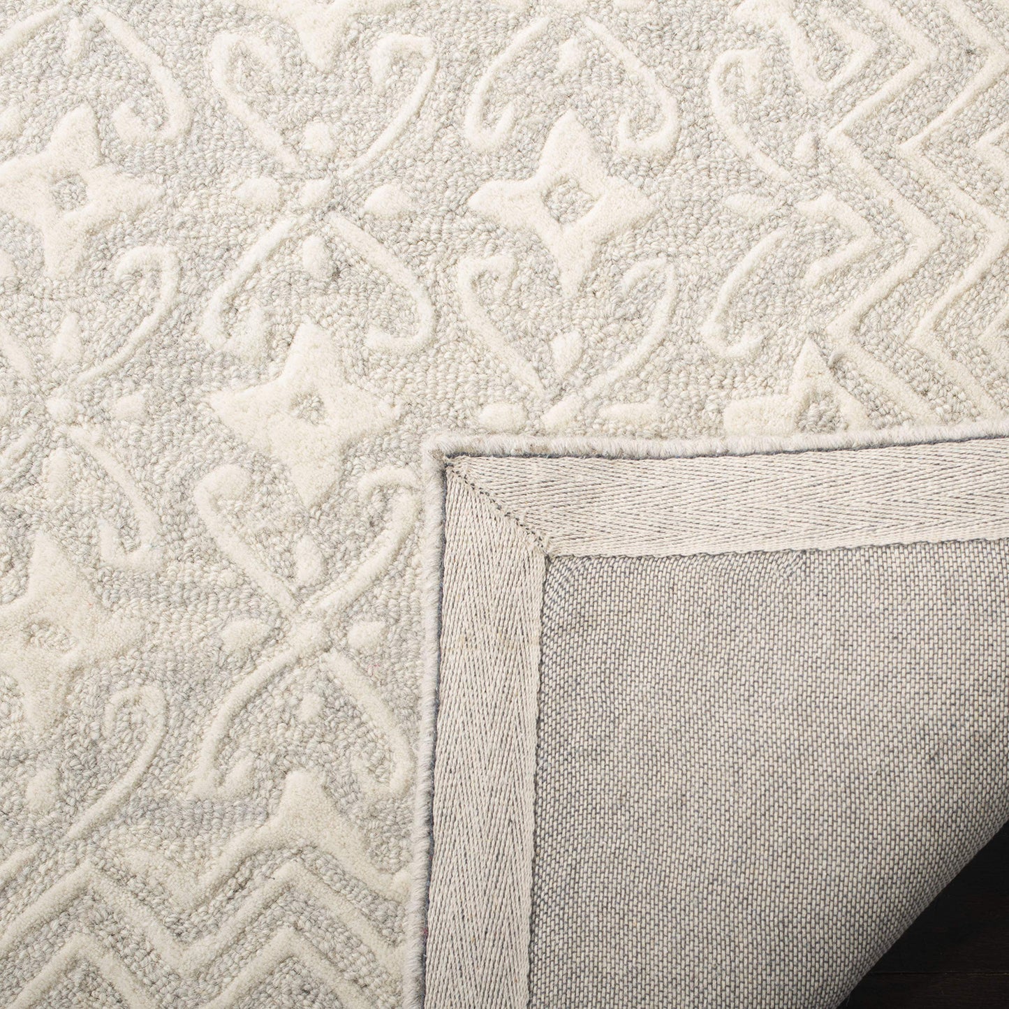 SAFAVIEH Blossom Collection Area Rug - 6' x 9', Grey & Ivory, Handmade Wool, Ideal for High Traffic Areas in Living Room, Bedroom (BLM114F)