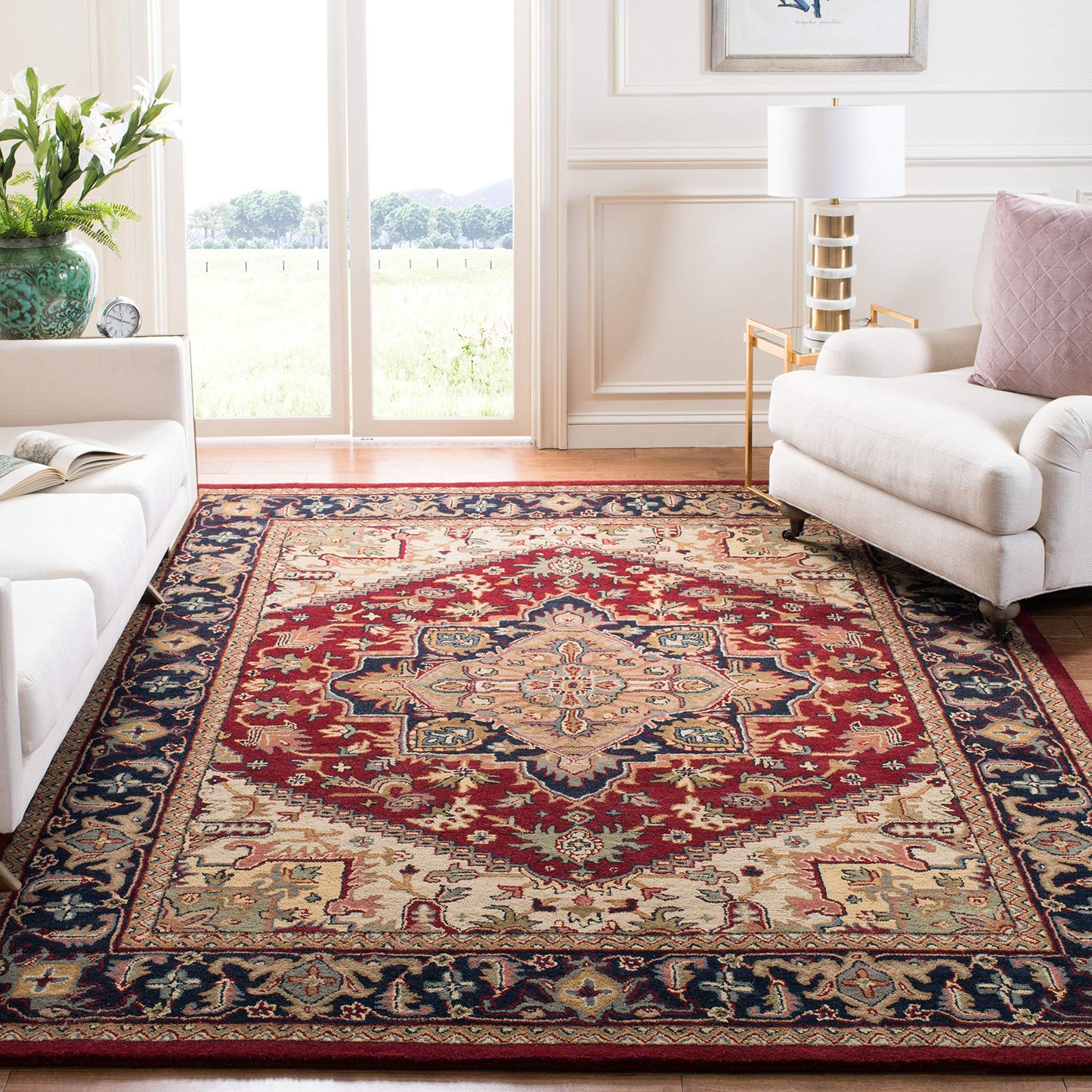 SAFAVIEH Heritage Collection Area Rug - 8' Square, Red, Handmade Wool, Traditional Oriental Medallion Design, Ideal for Living Room, Bedroom, Dining Space (HG625A)