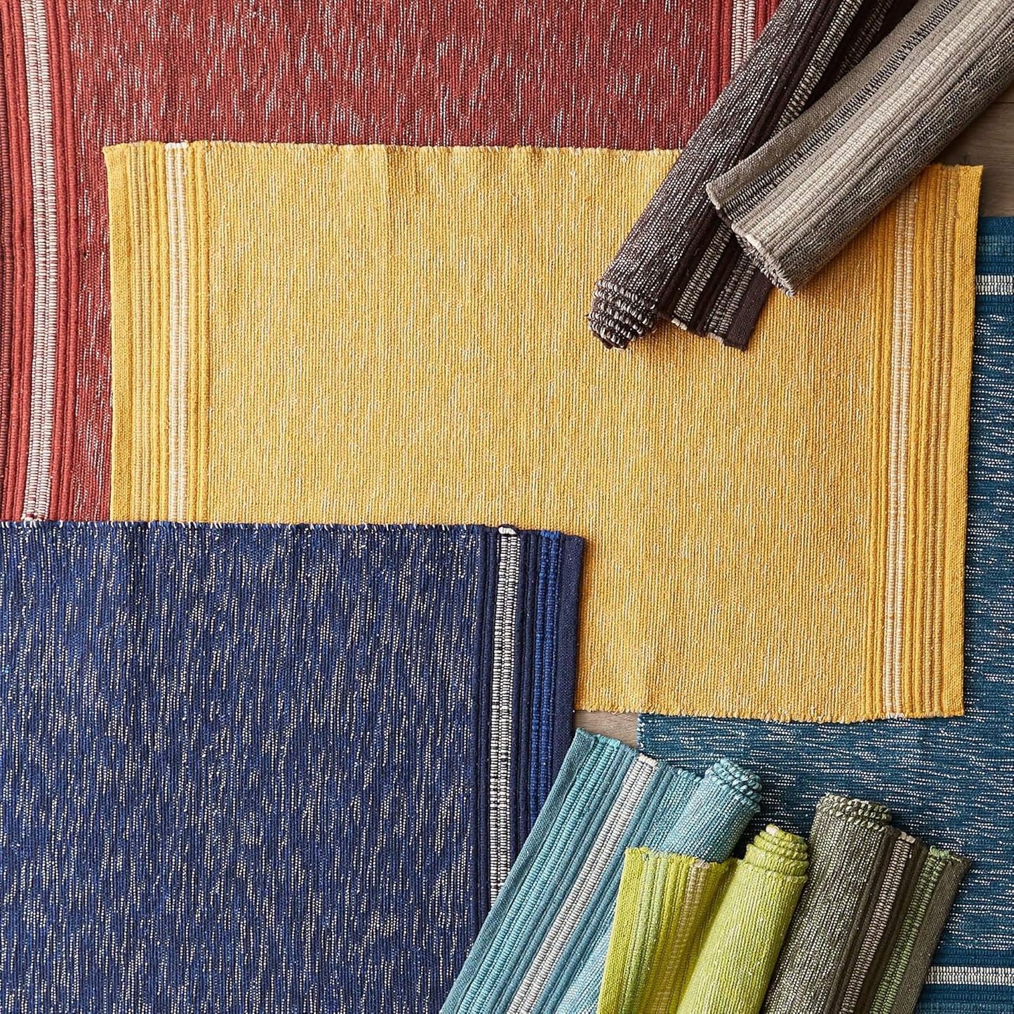 DII Variegated Recycled Yarn Modern Edge Stripe, 2x3', Honey Gold