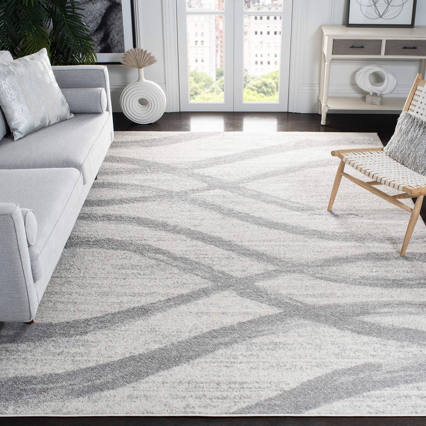 SAFAVIEH Area Rug 10x14 - Adirondack Collection - Large - Cream & Grey, Modern Wave Design, Non-Shedding & Easy to Clean, Ideal for Living Room, Bedroom, Dining Space (ADR125C)