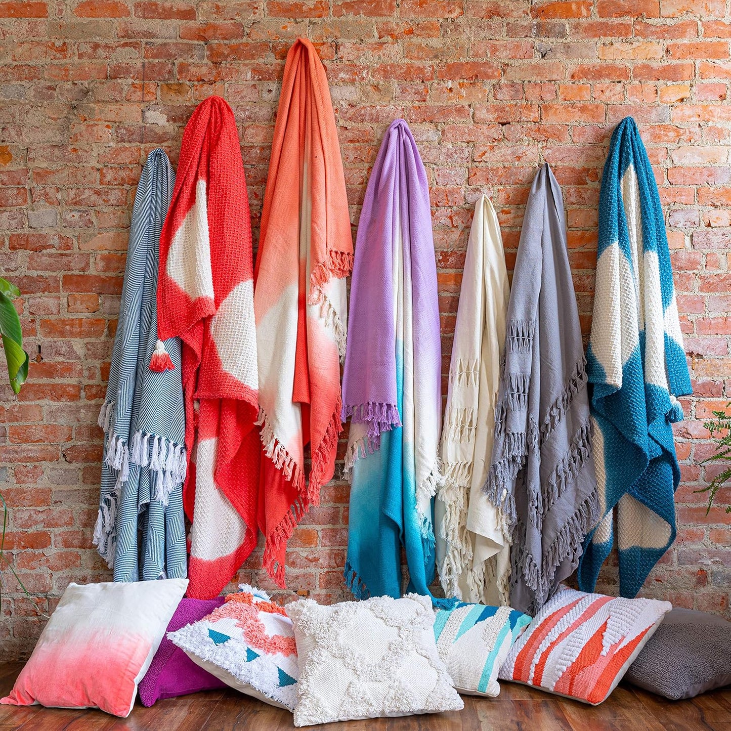 Refinery29 | Riley Collection | Premium Cotton Textured Throw Blanket, Modern Design for Luxury Home Décor (50 x 70)