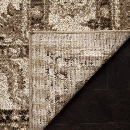 SAFAVIEH Area Rug 8x10 - Vintage Hamadan Collection - Large - Taupe, Traditional Persian Design, Non-Shedding & Easy to Clean, Ideal for Living Room, Bedroom, Dining Space (VTH214T)