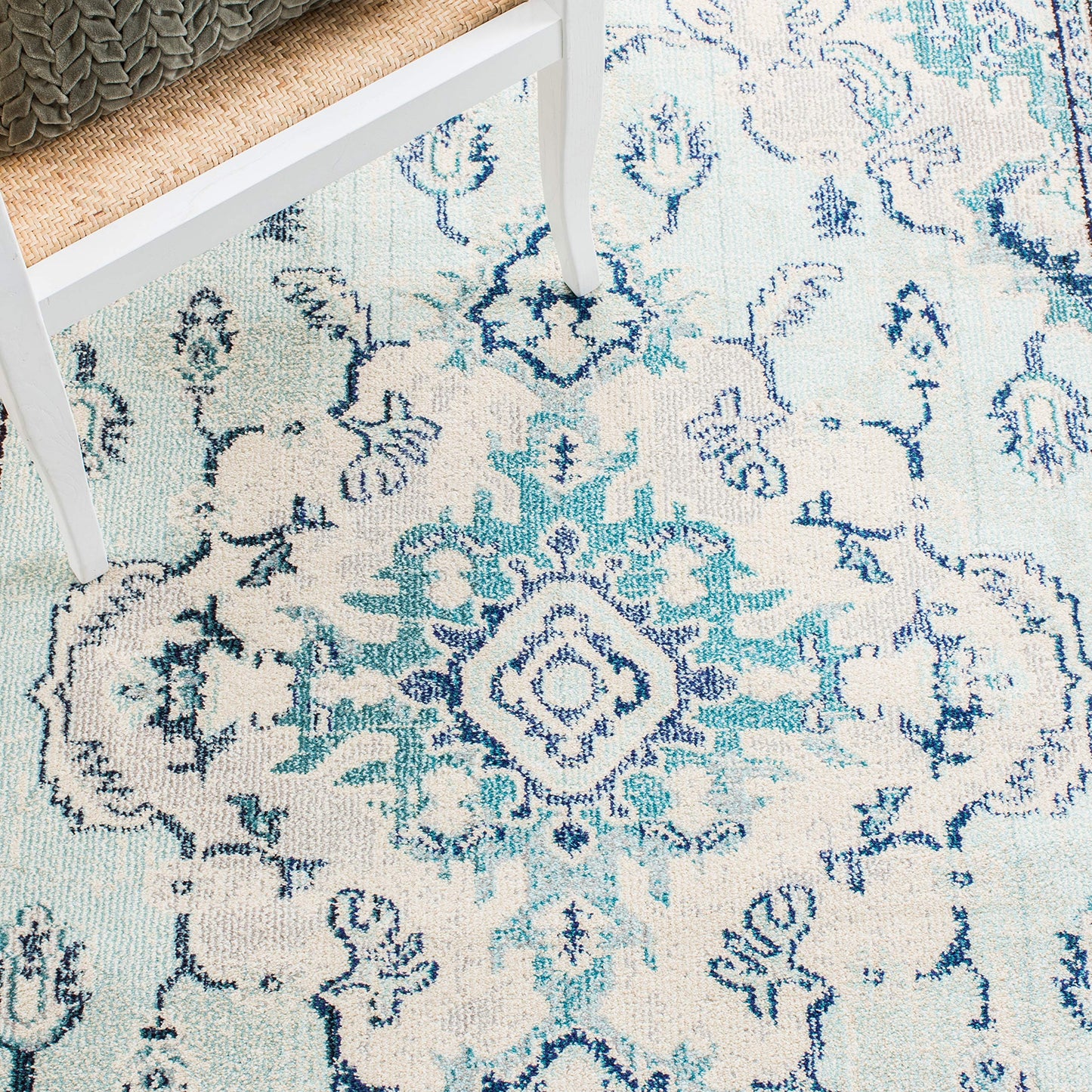 SAFAVIEH Monaco Collection Area Rug - 9' x 12', Light Blue & Ivory, Non-Shedding & Easy to Clean, Distressed Medallion Design, Ideal for Living Room, Bedroom, Dining Space (MNC243K)