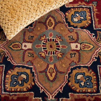 SAFAVIEH Heritage Collection Area Rug - 8' Square, Red, Handmade Wool, Traditional Oriental Medallion Design, Ideal for Living Room, Bedroom, Dining Space (HG625A)