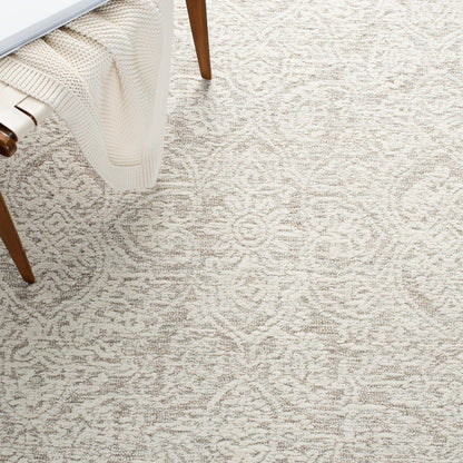 SAFAVIEH Area Rug 10x14 - Metro Collection - Large - Natural & Ivory, Handmade Wool, Ideal for Living Room, Bedroom, Dining Space (MET998A)