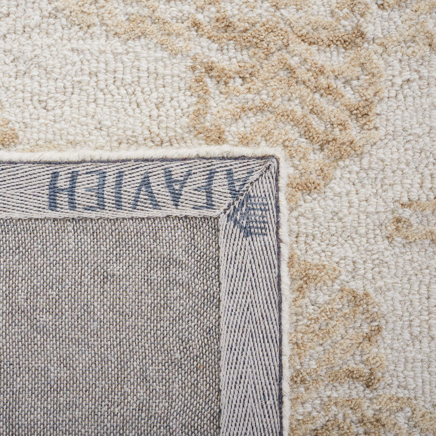 SAFAVIEH Area Rug 8x10 - Abstract Collection - Large - Ivory & Beige, Handmade Wool, Ideal for Living Room, Bedroom, Office, Dining Space (ABT346B)