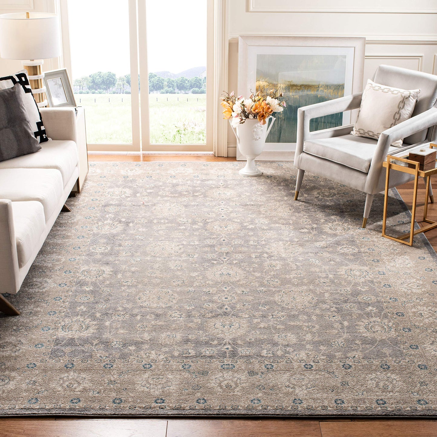 SAFAVIEH Sofia Collection Area Rug - 10' x 14', Light Grey & Beige, Vintage Oriental Distressed Design, Non-Shedding & Easy Care, Ideal for High Traffic Areas in Living Room, Bedroom (SOF330B)