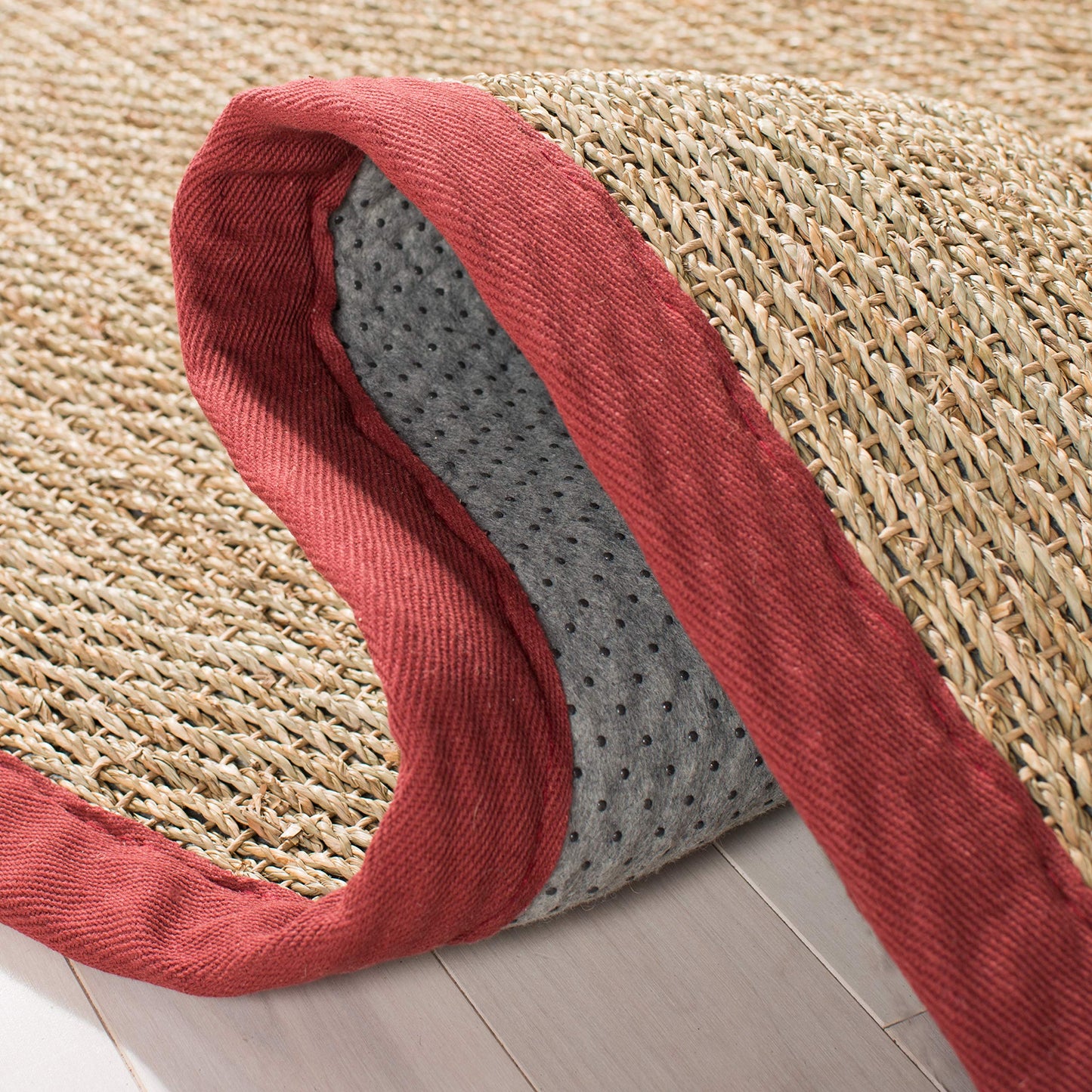 SAFAVIEH Area Rug 9x12 - Natural Fiber Collection - Large - Natural & Red, Seagrass, Herringbone Pattern with Border (NF115D)