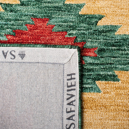 SAFAVIEH Area Rug 8x10 - Aspen Collection - Large - Green & Red, Handmade Wool, Moroccan Boho Tribal Design, Ideal for Living Room, Bedroom, Office, Dining Space (APN704Y)